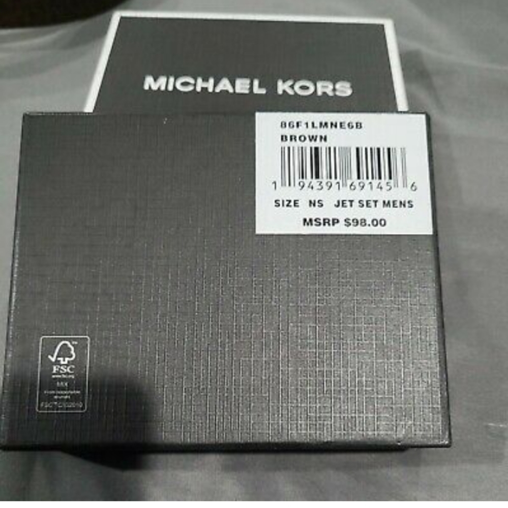 Michael kors men's bifold MK printed logo wallet - Picture 8 of 8
